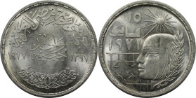 Weltmünzen und Medaillen, Ägypten / Egypt. "1971 Corrective Revolution". 1 Pound 1977. 15,0 g. 0.720 Silber. 0.35 OZ. KM 473. Stempelglanz