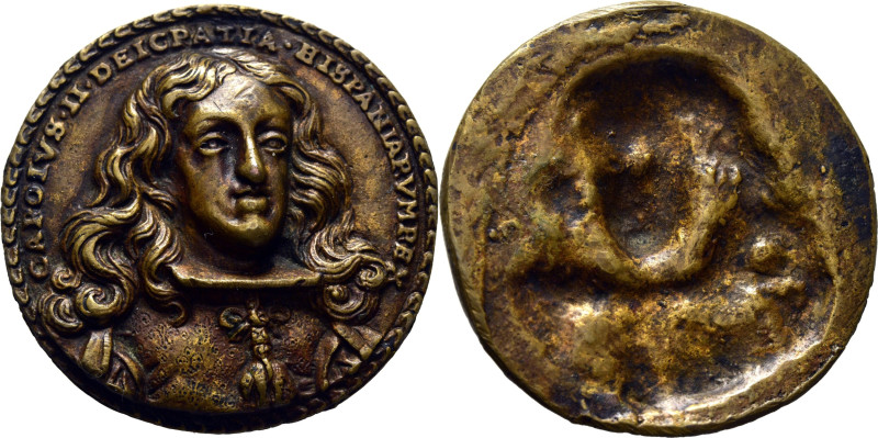 CARLOS II. (1679). Bronce fundido. Unifaz. Diámetro 42´87 mm. 18´7 g. Patrimonio...