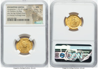 Anastasius I (AD 491-518). AV solidus (21mm, 4.49 gm, 7h). NGC MS 5/5 - 4/5. Constantinople, 2nd officina. D N ANASTA-SIVS PP AVG, pearl-diademed, hel...