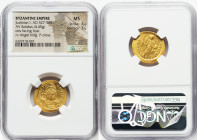 Justinian I the Great (AD 527-565). AV solidus (21mm, 4.45 gm, 7h). NGC MS 4/5 - 3/5. Constantinople, 10th officina, ca. AD 545-565. D N IVSTINI-ANVS ...