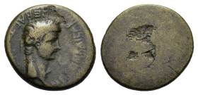 Claudius (41-54). Uncertain mint. Æ (17,6mm, 4g). Bare head r. R/ Uncertain type.