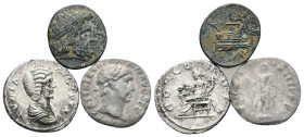Lot of 3 unclassified
See picture.
LOT SOLD AS IS, NO RETURNS.