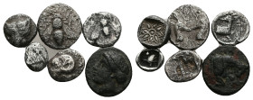 Lot of 6 unclassified
See picture.
LOT SOLD AS IS, NO RETURNS.