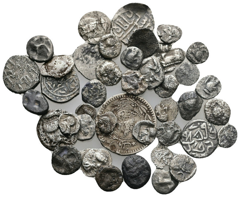 Lot of 42 unclassified
See picture.
LOT SOLD AS IS, NO RETURNS.