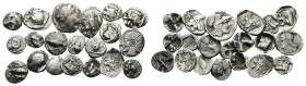 Lot of 20 unclassified
See picture.
LOT SOLD AS IS, NO RETURNS.
