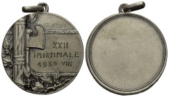 MEDAGLIE ITALIANE – REGNO D’ITALIA – VENTENNIO FASCISTA, medaglia con appiccagnolo ed anello, emessa nel 1930. Al dritto sulla sinistra fascio Littori...