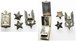 COLLEZIONISMO VARIO – Lotto composto da due stelline militari per mostrine, in metallo bianco, da bavero una con controdado), un distintivo inglese (?...