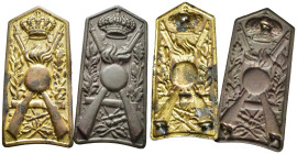 COLLEZIONISMO VARIO – REGNO D’ITALIA – VITTORIO EMANUELE III (1900-1945) Lotto composto da 2 controspalline metalliche Mod.26 per la Fanteria per la g...