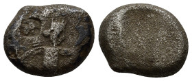 Achaemenid Kings of Persia AR Siglos. (5.1 Gr. 16mm) Time of Xerxes II to Darios II. Sardes, circa 420-375 BC.
 Persian king or hero in kneeling-runni...