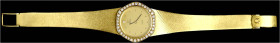 Uhren aus Gold
Armbanduhren
Damenarmbanduhr OMEGA Quartz mit Armband Gelbgold 750/1000. Länge 17 cm; Lunette Durchmesser 27 mm, besetzt mit 37 Brill...