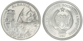 Ausländische Münzen und Medaillen
Albanien
Sozialistische Volksrepublik, 1944-1990
50 Leke, 5 Unzen Silber 1987. Hafen von Durazzo. In Kapsel. Poli...