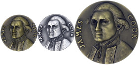 Ausländische Münzen und Medaillen
Portugal
Zweite Republik, seit 1926
3 Stück: Silbermedaille und 2 Bronzemedaillen "1768" (geprägt 1975) von Numid...
