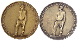 Medaillen
Drittes Reich
2 Stück: Silbermedaille und Bronzemedaille 1935, sign. FK, Deutsch die Saar Immerdar. Preuss. Staatsmünze. In leicht fleckig...