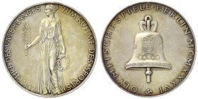 Medaillen
Drittes Reich
Silbermedaille 1936. Olympische Spiele Berlin. Zur Ehre des Vaterlandes, zum Ruhme des Sports, Glocke/Grazie. 37 mm, 21,78 g...