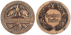 Medaillen
Drittes Reich
Bronzierte Zinkmedaille 1937. Reichsnährstandsausst. München "Gesalzene Butter". 38 mm. vorzüglich