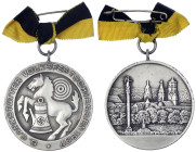 Medaillen
Drittes Reich
Tragbare, versilberte Bronzemedaille an Bandschleife 1937. 6. Cannstatter Volksfestschiessen. 45 mm. vorzüglich