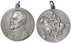 Medaillen
Erster Weltkrieg
Tragbare Silbermedaille o.J. von Sturm und Ball, auf General von Gallwitz. 34 mm; 17,84 g. vorzüglich. Zetzmann 4114.