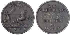 Medaillen
Erster Weltkrieg
Bronzegussmedaille 1918 (Lauchhammer-Guss). Nike in Pferdebiga/ZUR ERINERUNG AN DEN FRIEDENSSCHLUSS IM OSTEN. 44 mm. sehr...