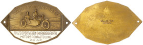 Medaillen
Sport
Auto- und Motorsport
Emaill. Bronze-Kühlerplakette 1933. Polizeisportverein Nürnberg-Fürth. 94 x 59 mm. Hersteller C. Balmberger, N...