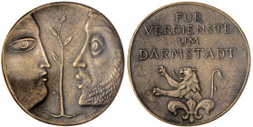 Medaillen
Städtemedaillen
Darmstadt
Bronzene Verdienstplakette der Stadt Darmstadt. Verliehen ab 1954, gestaltet von Professor Herrmann Geibel. 108...