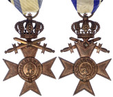 Orden und Ehrenzeichen
Deutschland
Deutsche Länder, bis 1918
Bayern: Militärverdienstkreuz III. Klasse mit Krone und Schwertern. Ausführung Messing...