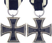 Orden und Ehrenzeichen
Deutschland
Deutsche Länder, bis 1918
Preussen: Eisernes Kreuz II. Klasse 1870 am Bande. sehr schön/vorzüglich. OEK 1904.