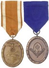 Orden und Ehrenzeichen
Deutschland
Drittes Reich, 1933-1945
2 Stück: Dienstauszeichnung Reichsarbeitsdienst 4.Stufe Männer und Schutzwall-Ehrenzeic...
