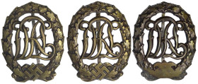 Orden und Ehrenzeichen
Deutschland
Drittes Reich, 1933-1945
3 X DRL-Sportabzeichen in Bronze mit HK. Versch. Hersteller, einmal entnazifiziert. seh...