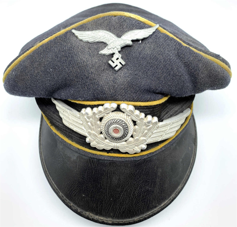 Militaria
Uniformen und Uniformteile
Drittes Reich: Dienstmütze der Luftwaffe ...