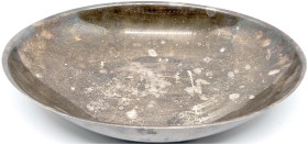 Varia
Design
Versilberte Schale von Lino Sabattini (*1925 Correggio - lebt in Bregnano bei Como). 1970er Jahre. 25 x 35 x 6 cm. kl. Kratzer