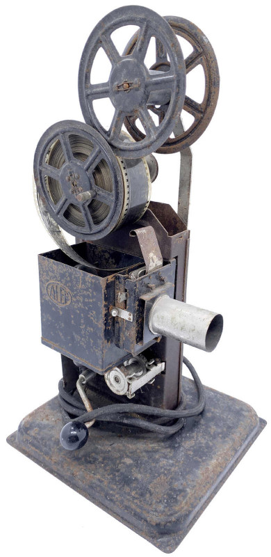Varia
Optika/Fotografica
Filmkameras
Alte 16 mm Filmkamera ALEF, Eisengehäuse...