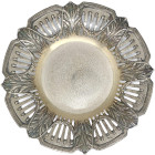 Varia
Silber
Durchbruchschale, Silber 800. Um 1930. Hersteller Wilhelm Binder, Schwäbisch Gmünd. Durchmesser 190 mm; 152,28 g