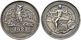 Aschaffenburg, Stadt. 
Mattierte Silbermedaille 1921 unsigniert, auf das 10-jährige Bestehen der Gründung des Vereins der Münzfreunde Aschaffenburg e...