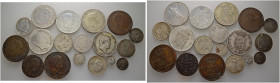 Über 35 Stücke: ITALIEN. Dabei Prägungen von GENUA, LOMBARDEI, MAILAND, SAVOYEN, SIZILIEN, VENEDIG und dem KÖNIGREICH NAPOLEON in Silber und Kupfer/Br...