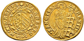 Nürnberg, Stadt. 
Goldgulden 1614. Zweigeteiltes Stadtwappen in ovaler, verzierter Kartusche / St. Laurentius nach rechts stehend mit einem großen Ro...