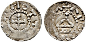 Straßburg, Reichsmünzstätte. Otto III. 983-1002 
Denar. OTTO[.]AM. Kolbenkreuz / ARC[ENTI]NA. Kirchenfront mit spitzem Giebel, oben eine kleine Lilie...