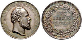 Württemberg. Karl 1864-1891 
Silberne Schießpreismedaille o.J. (verliehen von 1876-1891). Stempel von Chr. Schnitzspahn (signiert). Büste des Königs ...