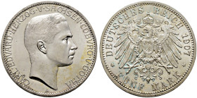 Silbermünzen des Kaiserreiches. SACHSEN-COBURG-GOTHA 
Carl Eduard 1900-1918. 5 Mark 1907 A. J. 148. seltenes Prachtexemplar, winzige Kratzer und Rand...