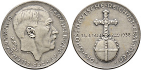 Drittes Reich. 
Mattierte Silbermedaille 1938 von Hanisch-Concee, auf das Münchener Abkommen und das Groß­deutsche Reich. Ein zweites Exemplar. Colbe...