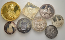 Lots. 
14 Stücke: moderne Medaillen, zumeist in Silber, dabei 1953 Verfassung Baden-Württemberg, 1955 Rastatt - Türkenlouis, 1955 Schwäbisch Hall, o....