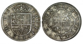 8 REALES. Segovia. 1617-A superada de cruz. Cinco flores de lis en escudo de Borgoña. 26,37 g. XC-156. Manchitas. Leve final de riel. MUY ESCASA (EBC-...