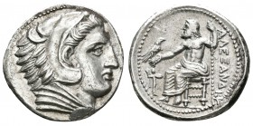Imperio Macedonio. Alejandro III Magno. Tetradracma. 325-323 a.C. Amphipolis. (Price-105). Anv.: Cabeza de Heracles a derecha recubierta con piel de l...