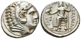 Imperio Macedonio. Alejandro III Magno. Tetradracma. 323-320 a.C. Amphipolis. (Price-113). Anv.: Cabeza de Heracles a derecha recubierta con piel de l...