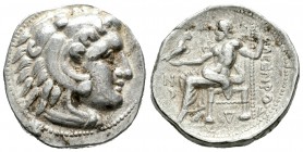 Imperio Macedonio. Alejandro III Magno. Tetradracma. 336-323 a.C. Amphipolis. (Price-613 similar). Anv.: Cabeza de Heracles a derecha recubierta con p...