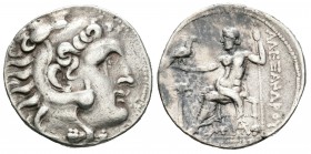 Imperio Macedonio. Alejandro III Magno. Tetradracma. Arados. (Price-3365). Anv.: Cabeza de Heracles a derecha recubierta con piel de león. Rev.: Zeus ...
