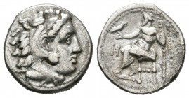 Imperio Macedonio. Alejandro III Magno. Dracma. 336-323 a.C. Incierta. (Müller-759). Anv.: Cabeza de Heracles a derecha recubierta con piel de león. R...