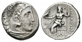 Imperio Macedonio. Alejandro III Magno. Dracma. 323-319 a.C. Kolophon. (Price-1769). (Müller-241). Anv.: Cabeza de Heracles a derecha recubierta con p...
