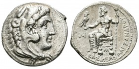 Imperio Macedonio. Alejandro III Magno. Tetradracma. 324-323 a.C. Myriandros. (Price-3229). (Müller-1302). Anv.: Cabeza de Heracles a derecha recubier...