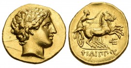 Imperio Macedonio. Filipo II. Estátera. 352-336 a.C. Macedonia. (Gc-6663). (Cy-1192). Anv.: Cabeza de Apolo laureado a derecha. Rev.: Biga al galope a...