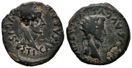 Tarraco. As. 27 a.C.-14 d.C. Tarragona (Cataluña). (Abh-2373). Anv.: Cabeza laureada de Tiberio a derecha. Rev.: Cabeza radiada de Augusto a derecha. ...